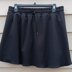 STAR STYLE Women's Black Skort